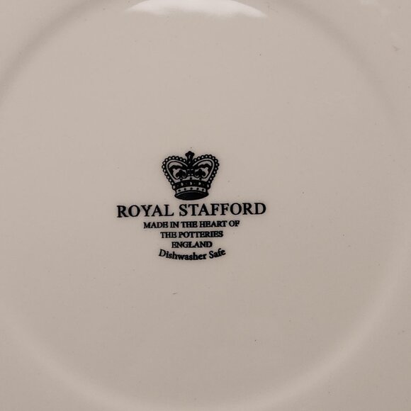 Set of 2 Dinner Plates - Royal Stafford Skeletons Dining Halloween China Dishes - Picture 6 of 6